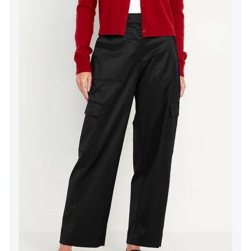 Old Navy Cargo Pants 4 Barrel Leg Black Satin Pockets Extra High Rise